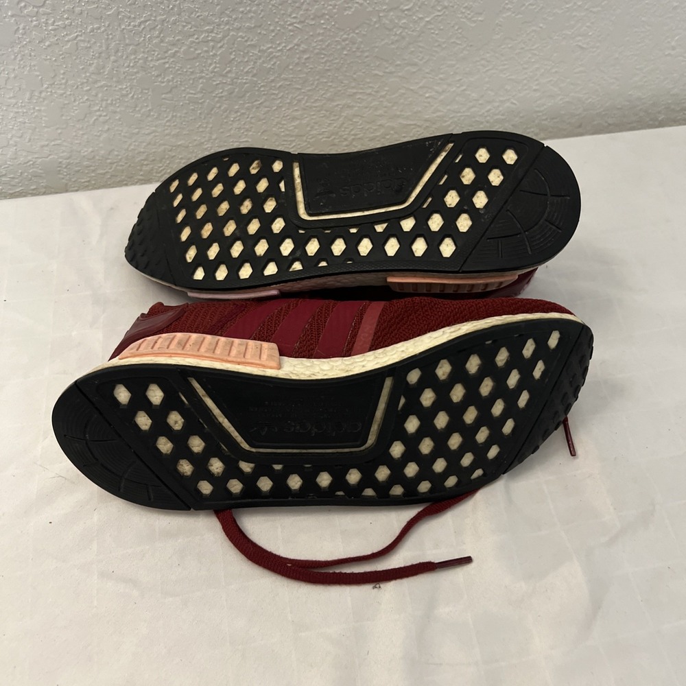 ADIDAS Originals NMD R1 running shoe Collegiate Burgundy womens Size 9.5M 675001 - Picture 4 of 7